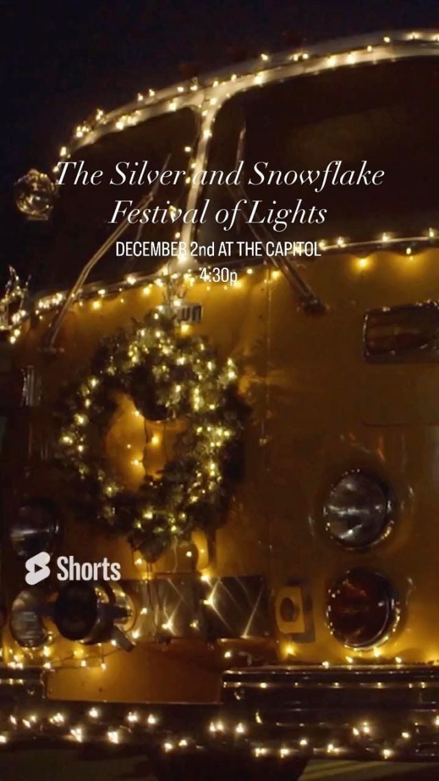 🎄🎅Join us next Friday for a festive start to the holiday season. The Silver and Snowflake Festival of Lights kicks off at 4:30 with free sleigh rides, hot cocoa, carolers, and so much more as the Capitol Grounds illuminates with thousands of lights. See more details on our events page.❄️💙 #merrychristmas #happyholidays #carsoncity #nevada #visitcarsoncity